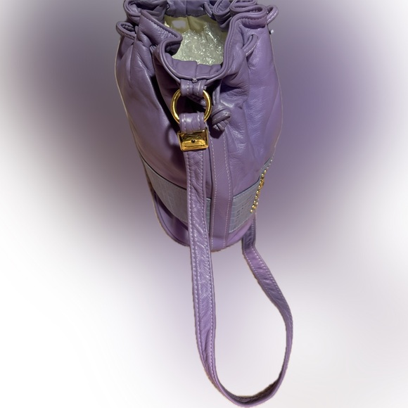 Vintage Park Avenue International Leather Bucket Bag Lavender Gold Lion Hardware - Picture 4 of 7